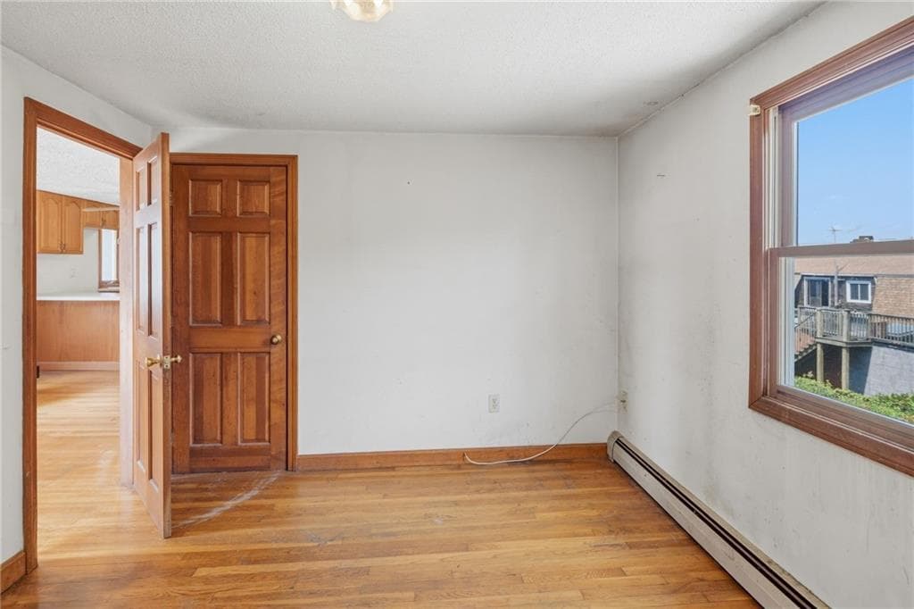 Multi Family at 400 406 Thames Street, Bristol, photo 8 of 50