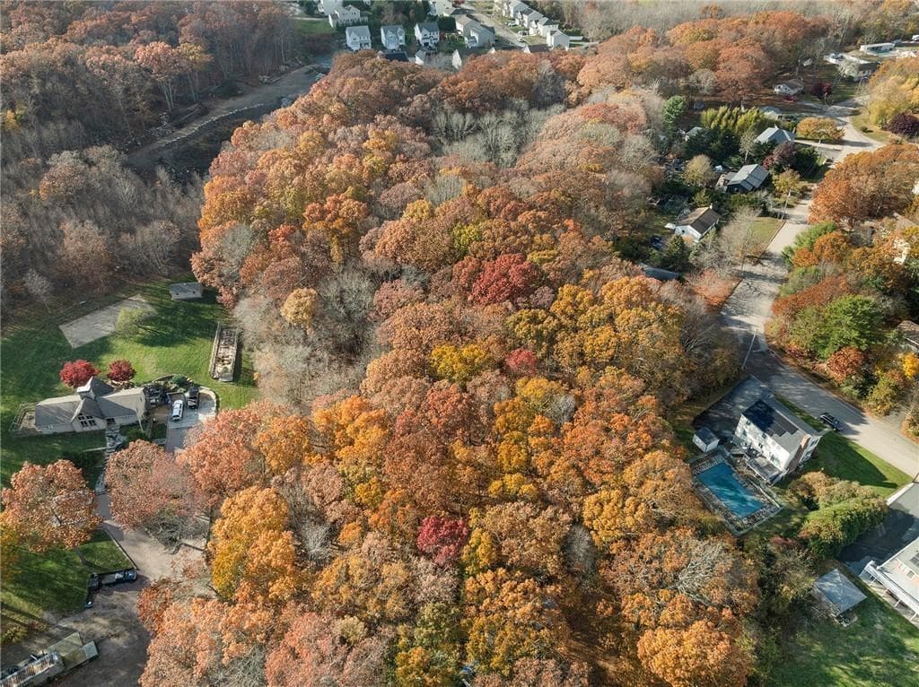 0 Off Iroquois Avenue photo 3