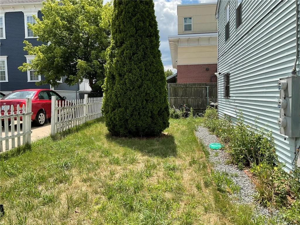 49 Portland Street photo 13