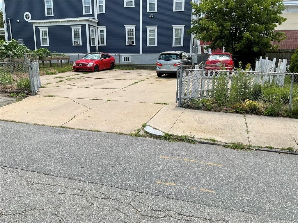 49 Portland Street photo 15