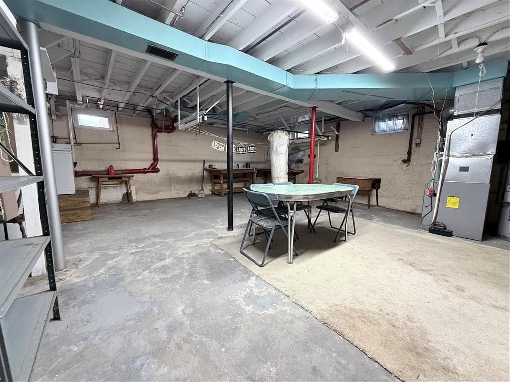 76 Brookdale Boulevard photo 18