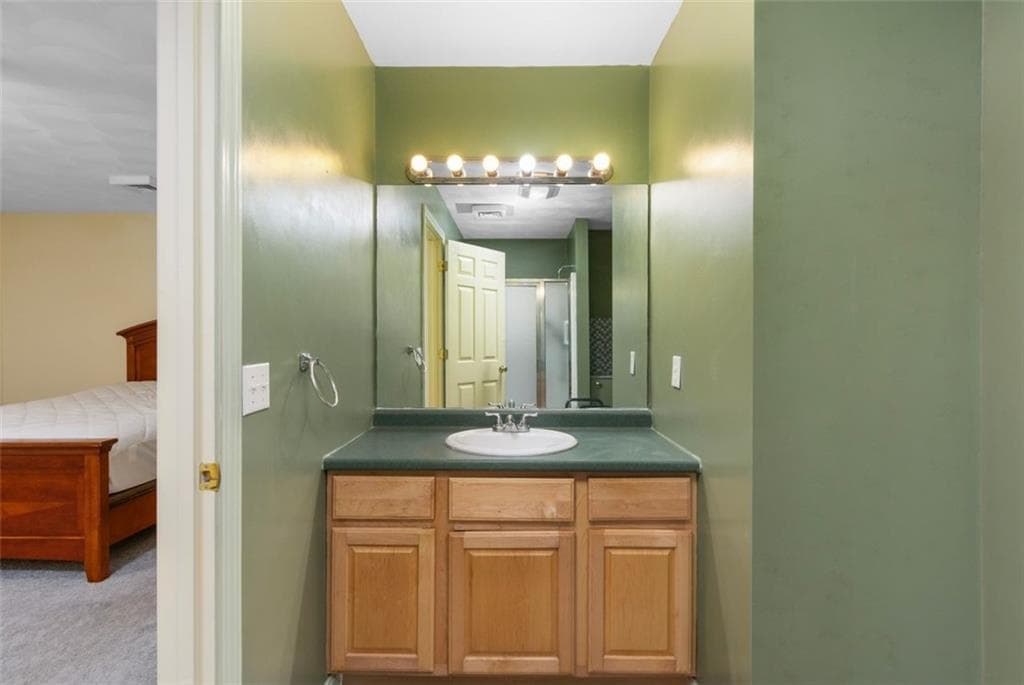 Condominium at 1 Bristol Woods Drive UNIT B1, Bristol, photo 16 of 31