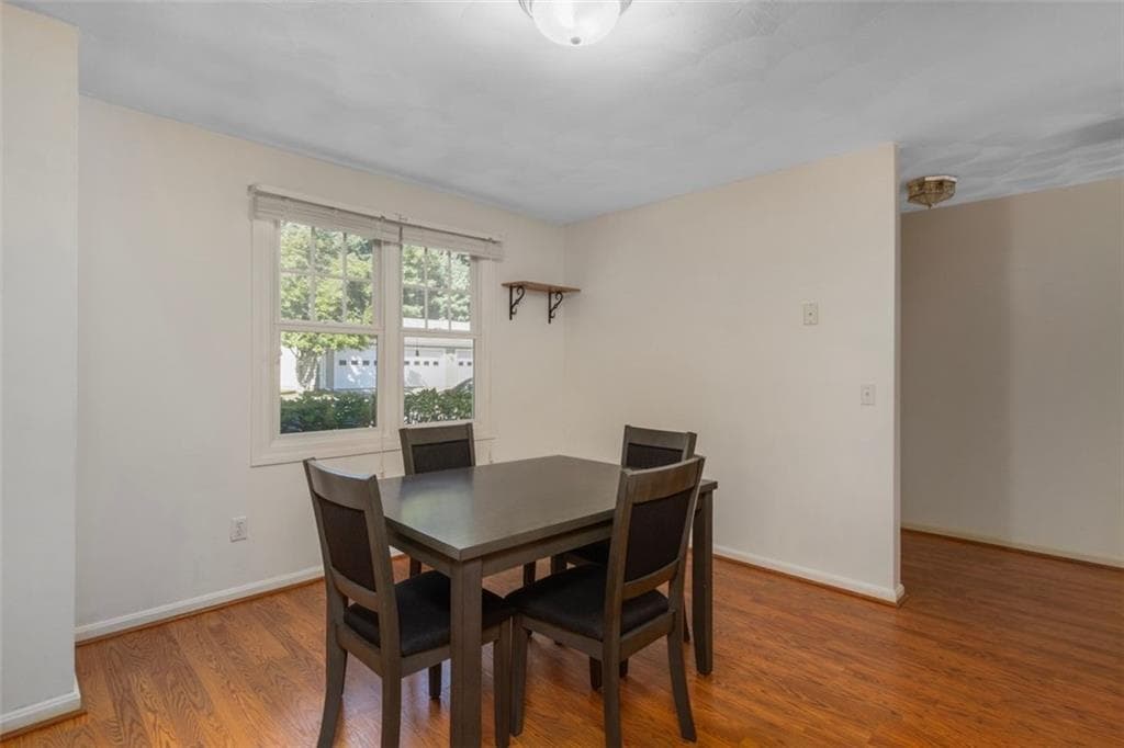 Condominium at 1 Bristol Woods Drive UNIT B1, Bristol, photo 7 of 31