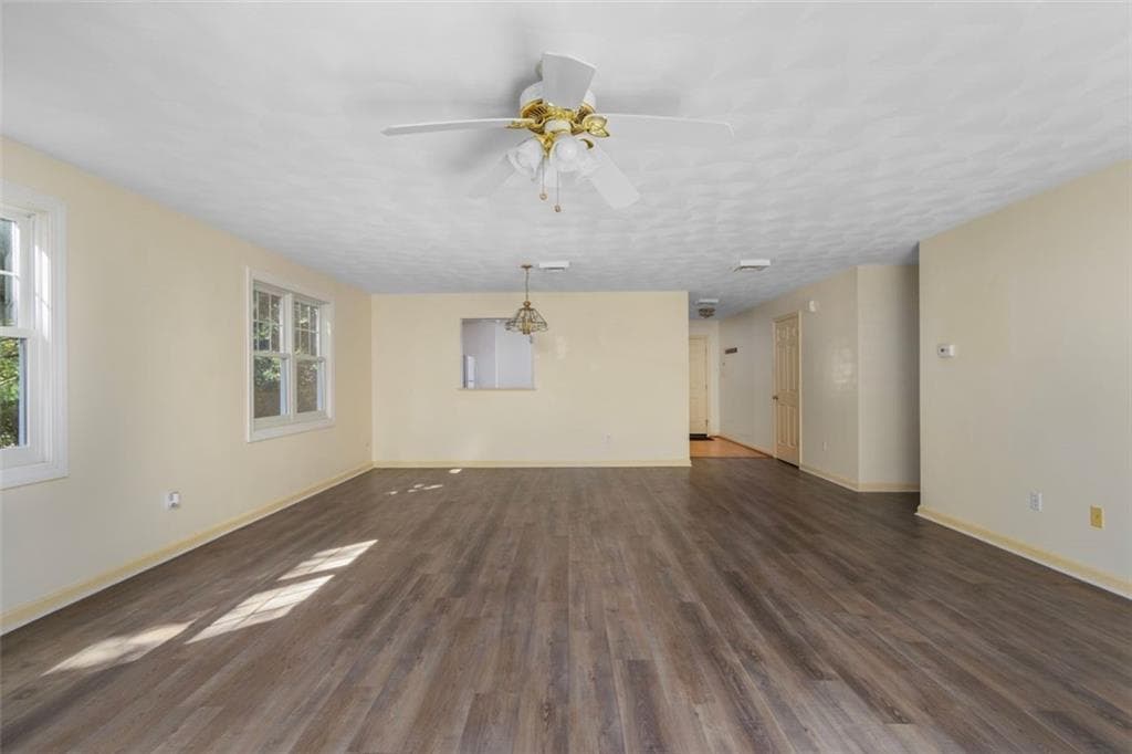 Condominium at 1 Bristol Woods Drive UNIT B1, Bristol, photo 14 of 31