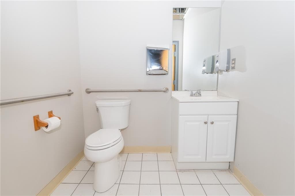 875 Centerville Circle UNIT 15 photo 11
