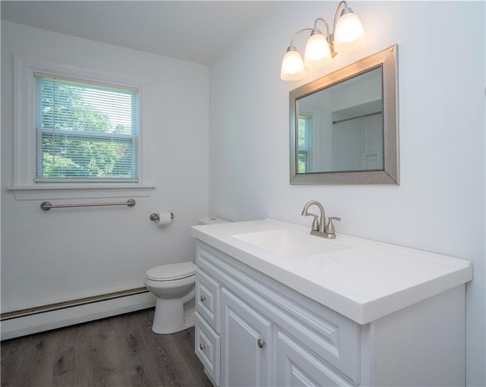 Single Family Residence at 94 Ferreira Terrace, Portsmouth, photo 25 of 50