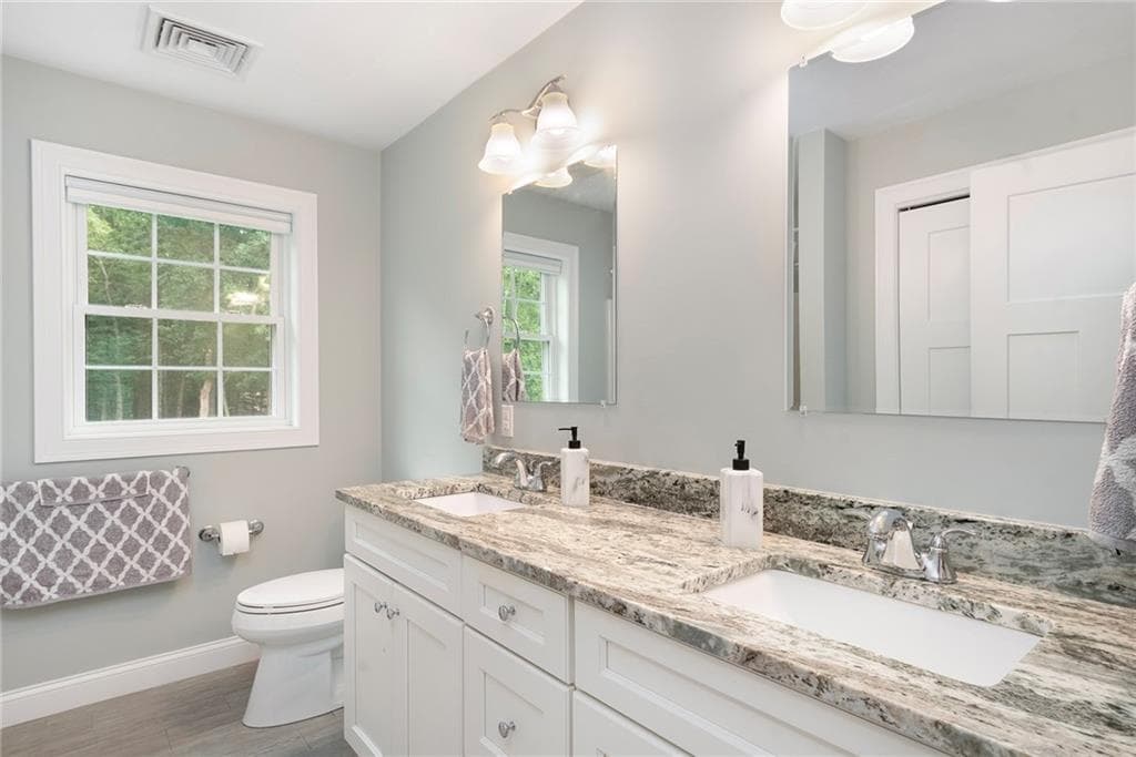 42 East Lantern Road photo 34