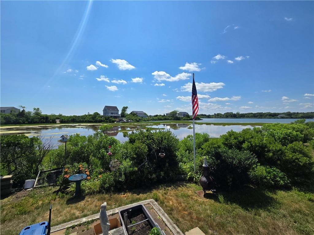 725 H Succotash Road photo 23