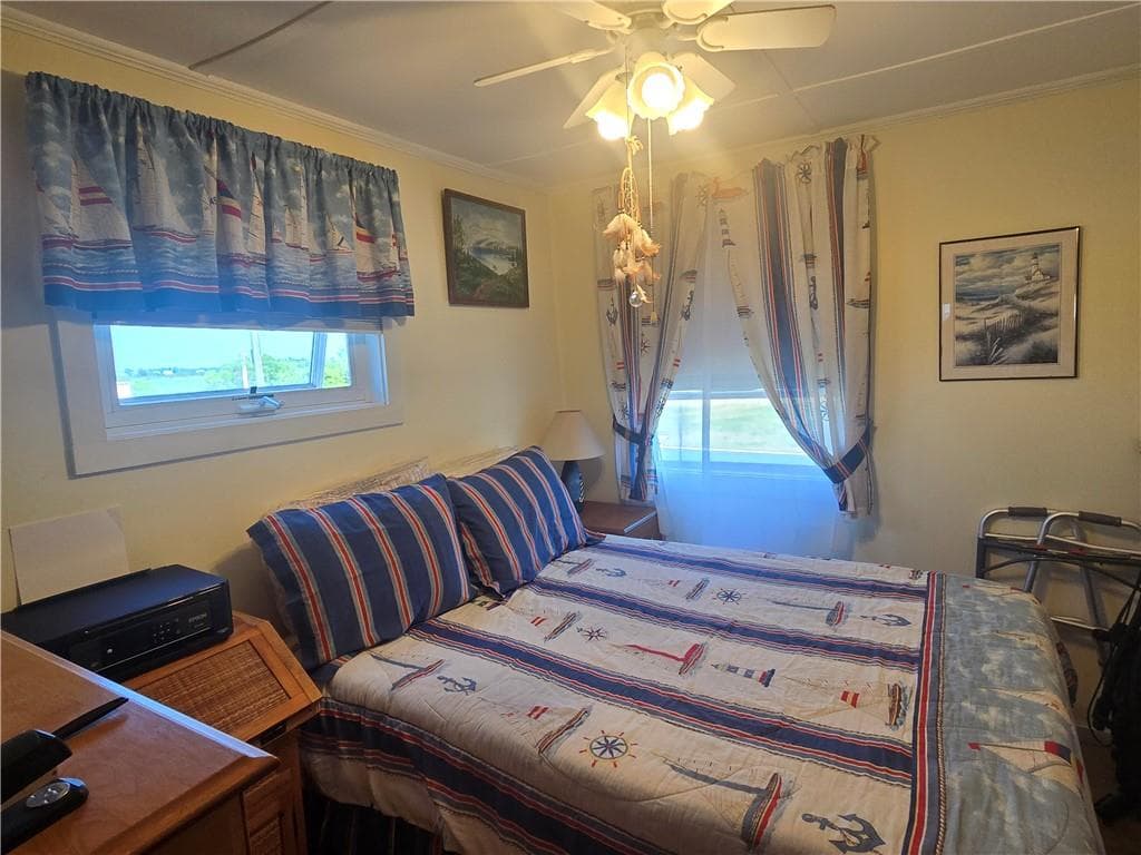 725 H Succotash Road photo 14