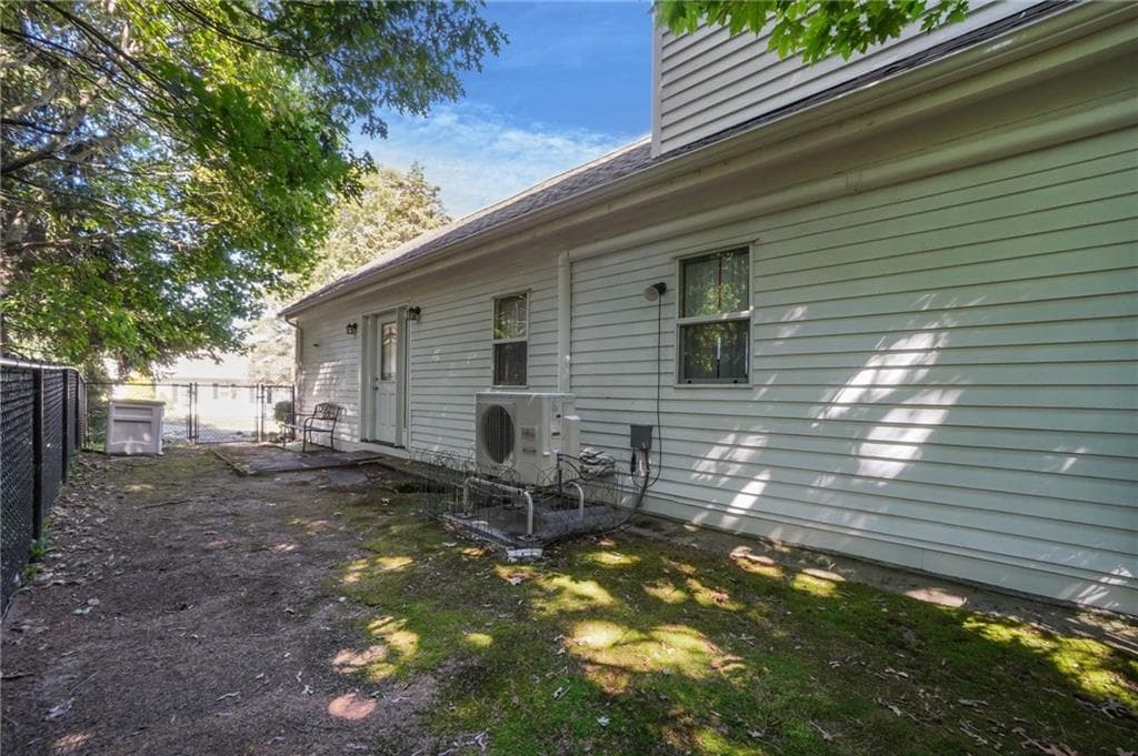 1304 New London Avenue photo 36
