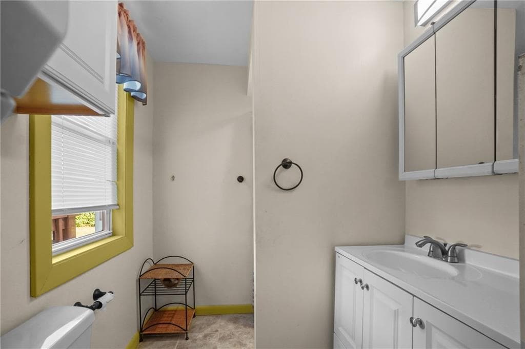 1304 New London Avenue photo 34