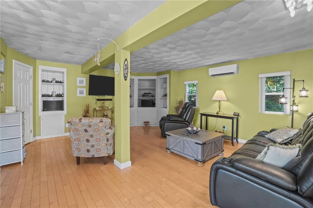1304 New London Avenue photo 11