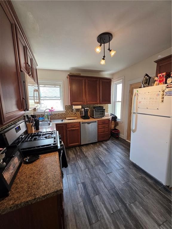 422 East Avenue photo 22