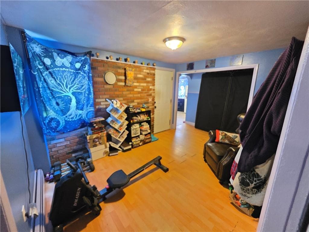 422 East Avenue photo 5