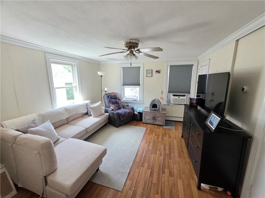 422 East Avenue photo 14