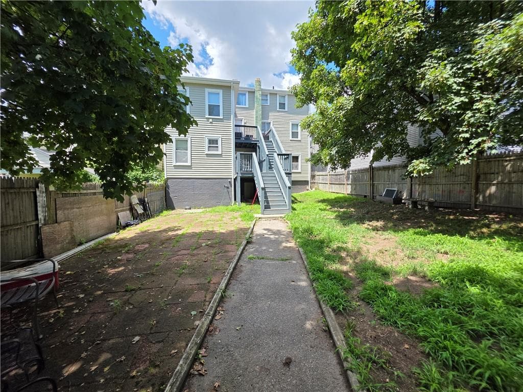 422 East Avenue photo 11