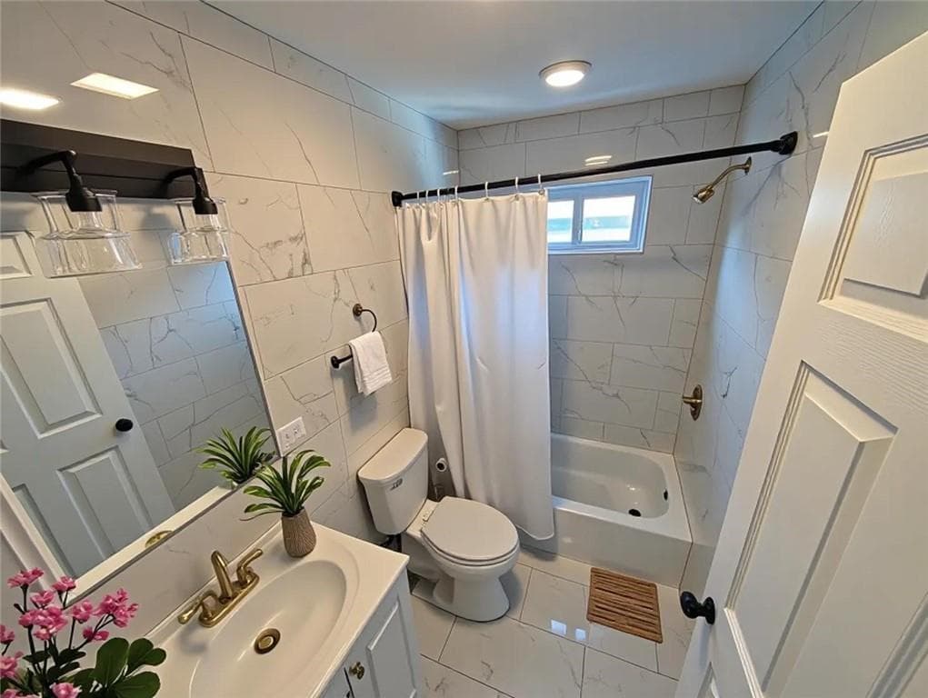 Single Family Residence at 24 Walsh Street, Providence, photo 7 of 16