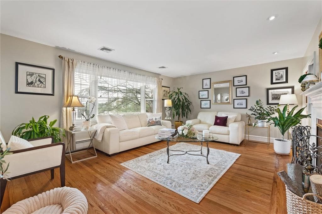 95 Priscilla Drive photo 20