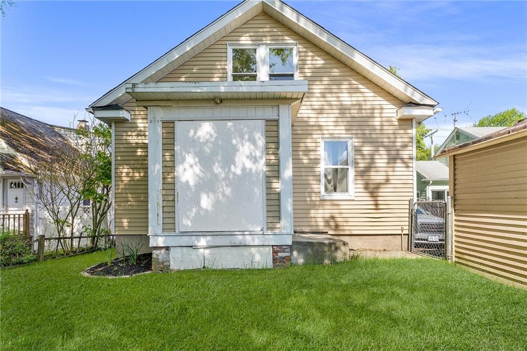 Single Family Residence at 9 Lookout Avenue, North Providence, photo 17 of 21