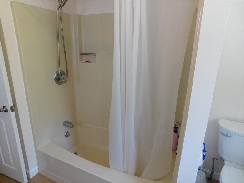 4 Glendale Circle photo 8