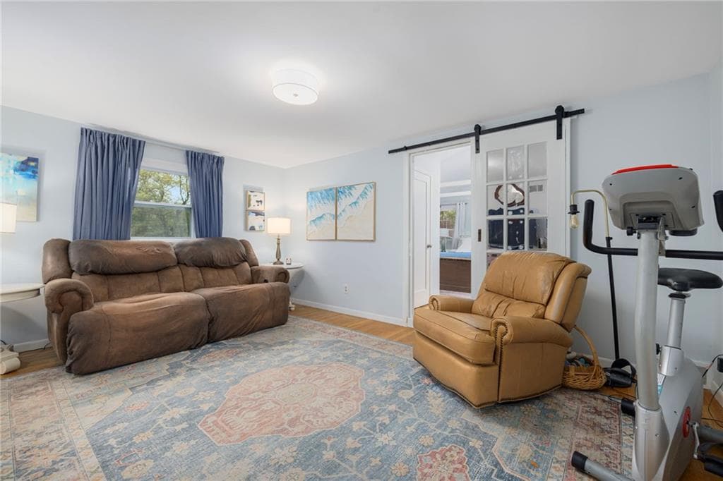 1 Gladridge Drive photo 17