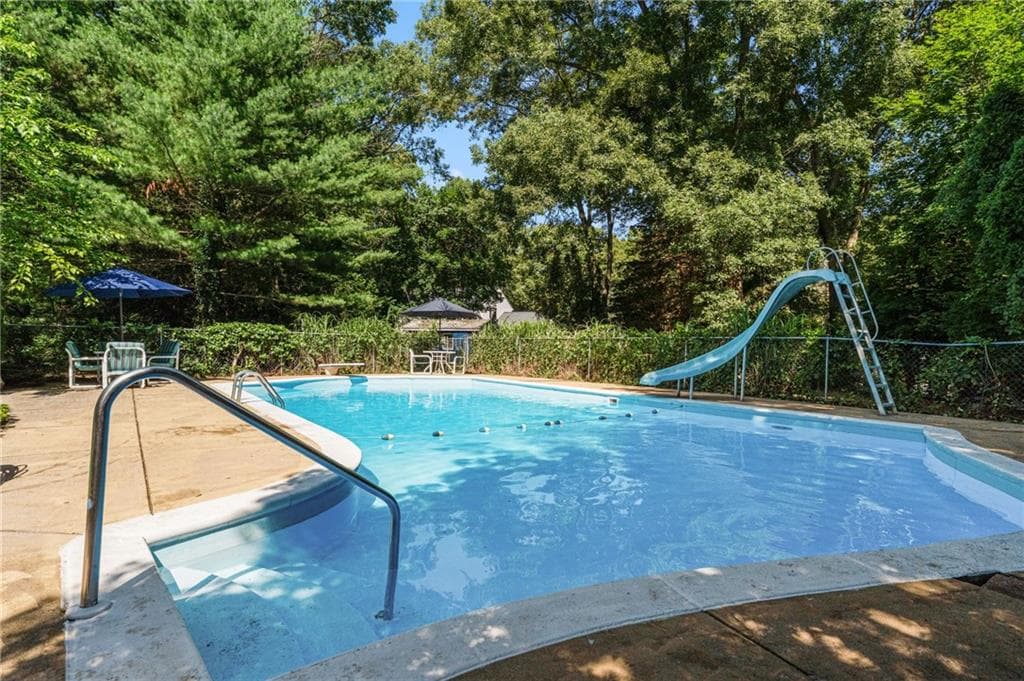 1 Gladridge Drive photo 34