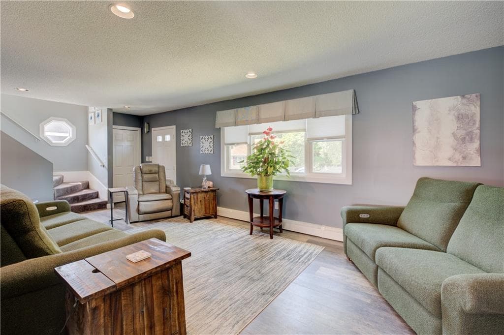 16 Arlington Avenue photo 6