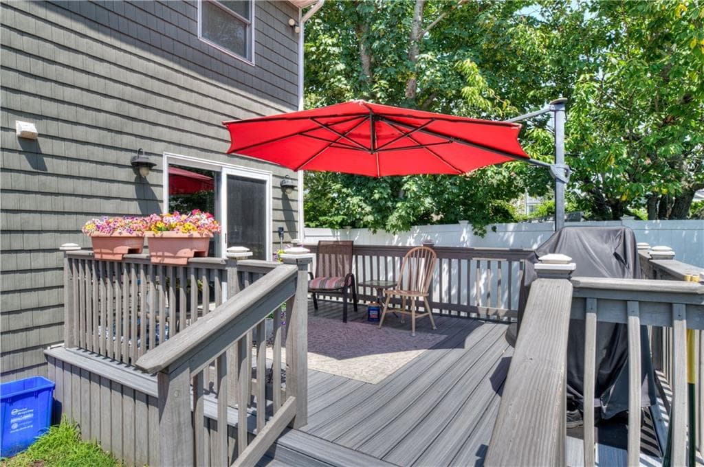 16 Arlington Avenue photo 30