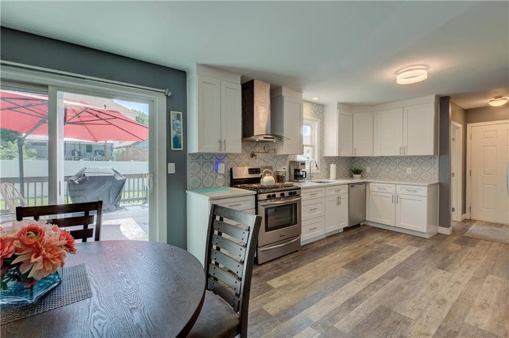 16 Arlington Avenue photo 11