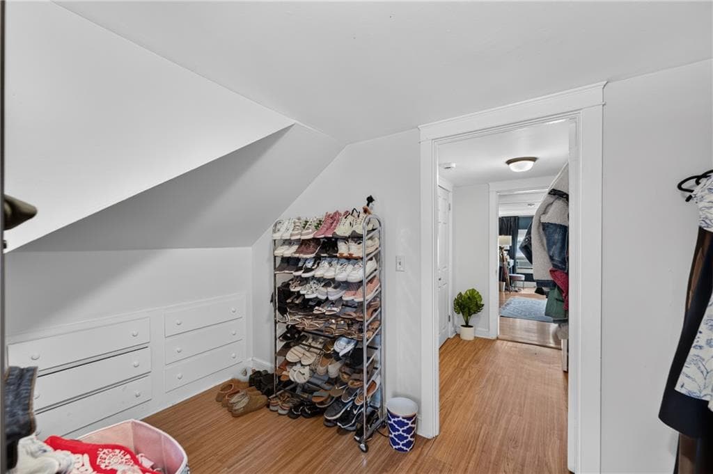 167 Narragansett Street photo 12