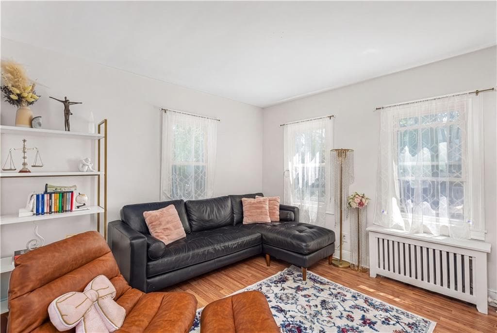 62 Mary Avenue photo 6