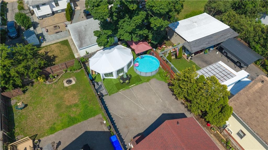 62 Mary Avenue photo 37