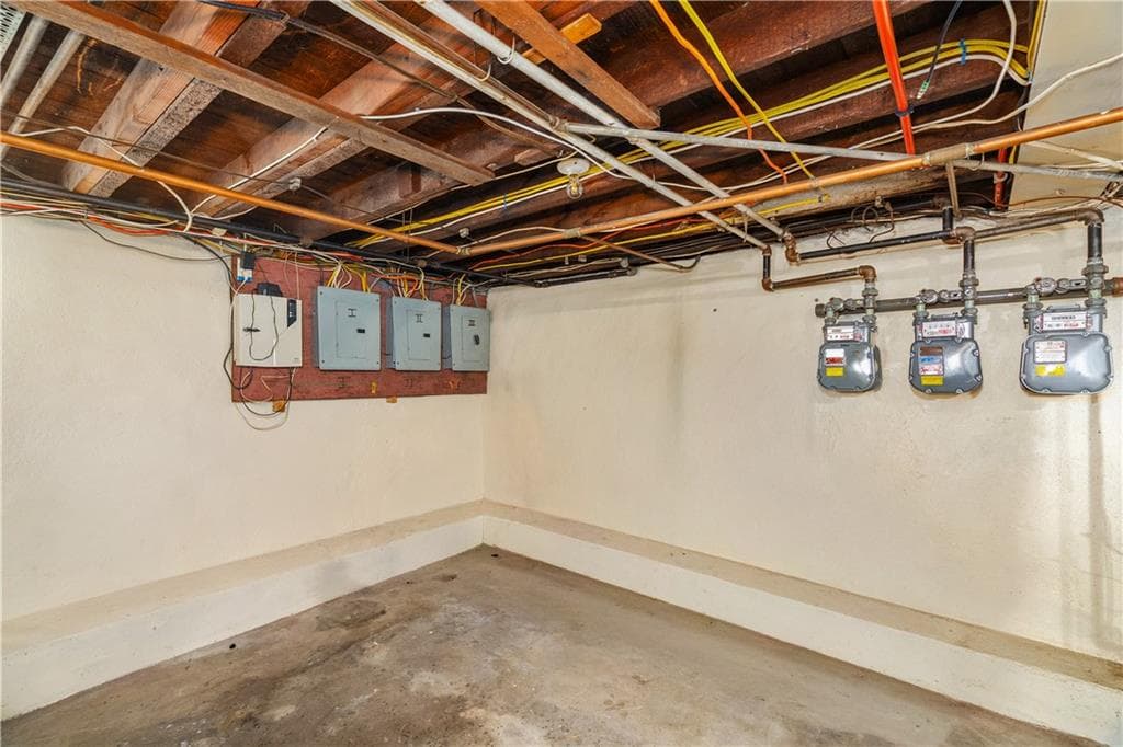 62 Mary Avenue photo 31