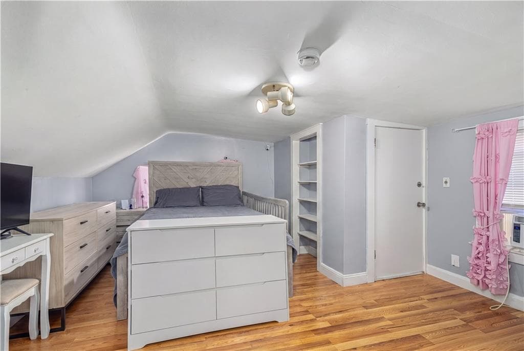 62 Mary Avenue photo 29