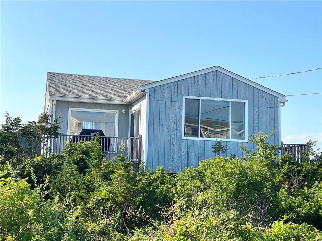 811 Charlestown Beach Road photo 3