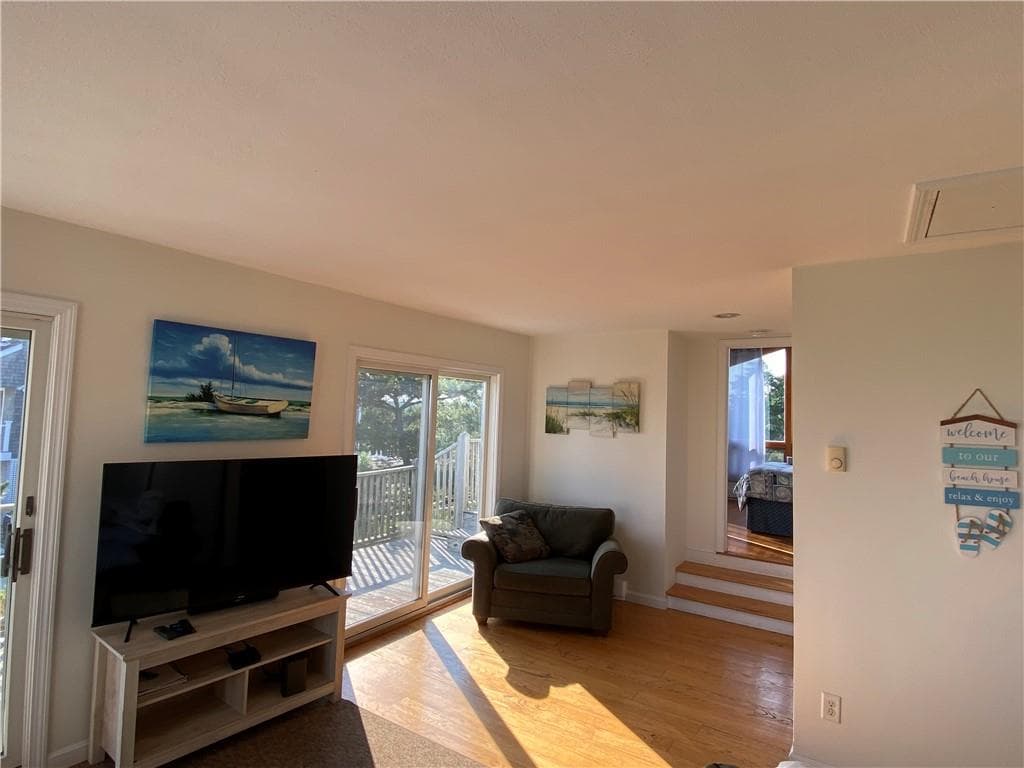 811 Charlestown Beach Road photo 20