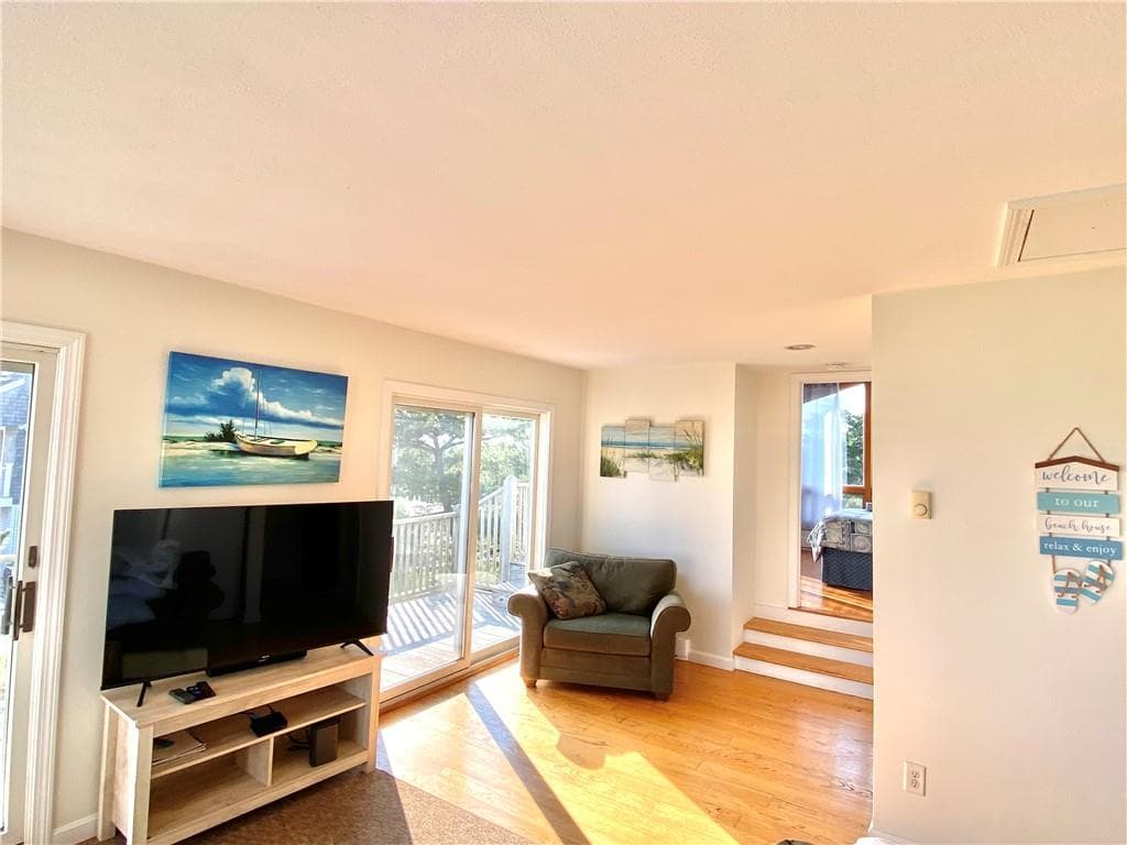 811 Charlestown Beach Road photo 25