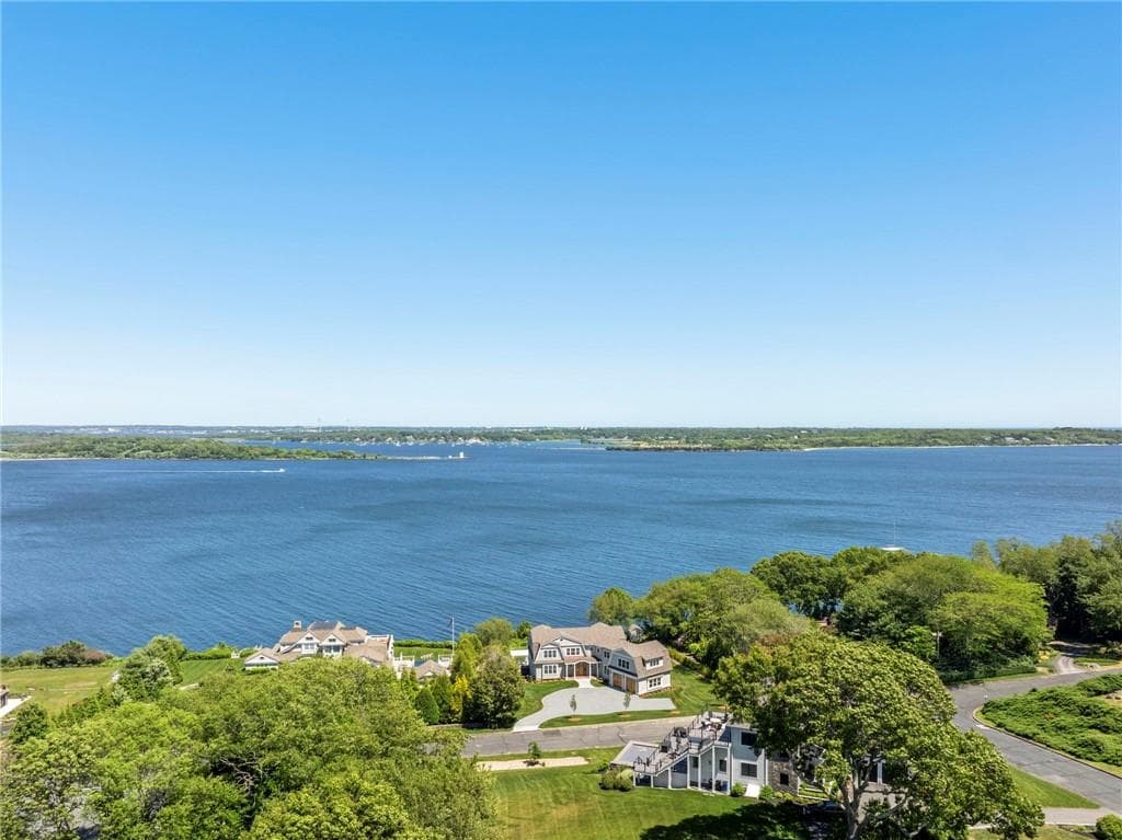 19 Searidge Drive photo 48