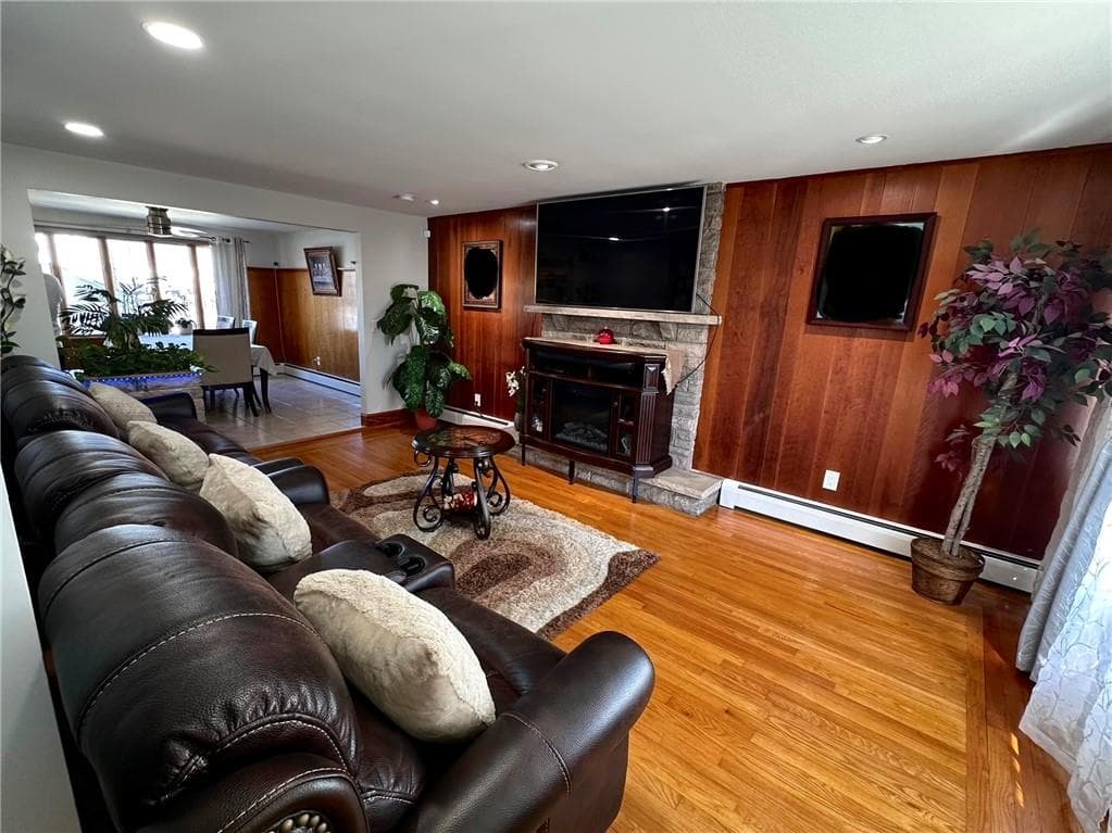 99 Lookout Avenue photo 10