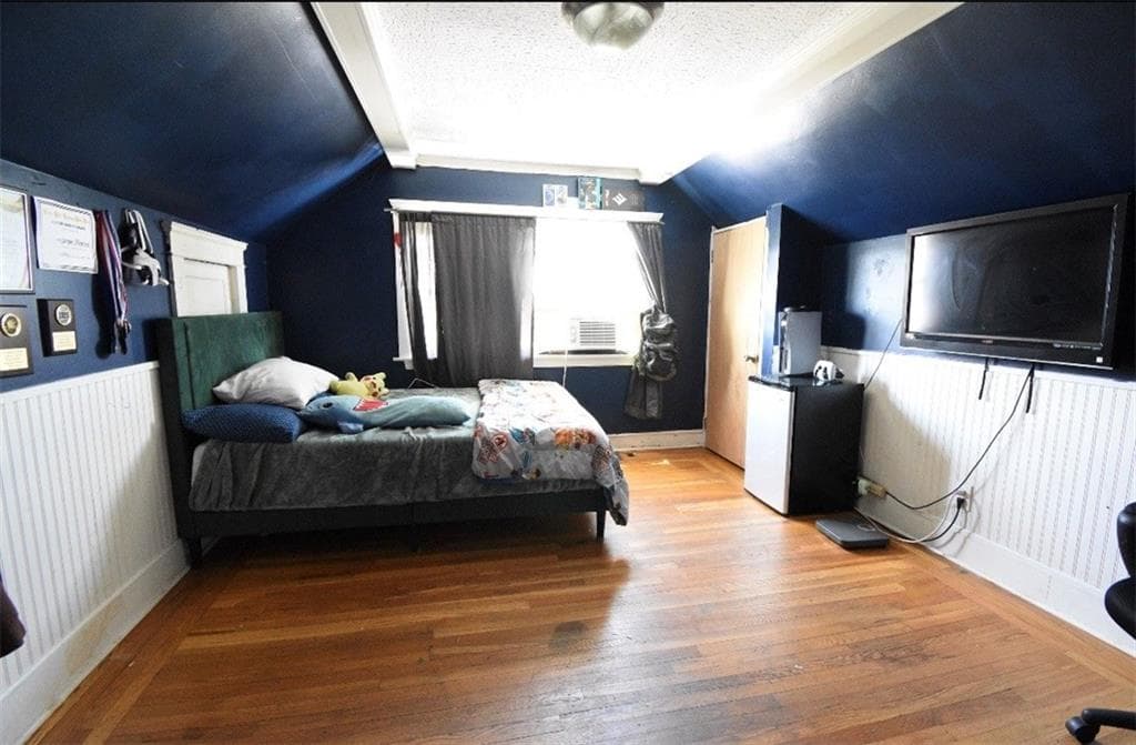 Single Family Residence at 262 West Forest Avenue, Pawtucket, photo 16 of 20