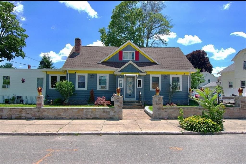 262 West Forest Avenue