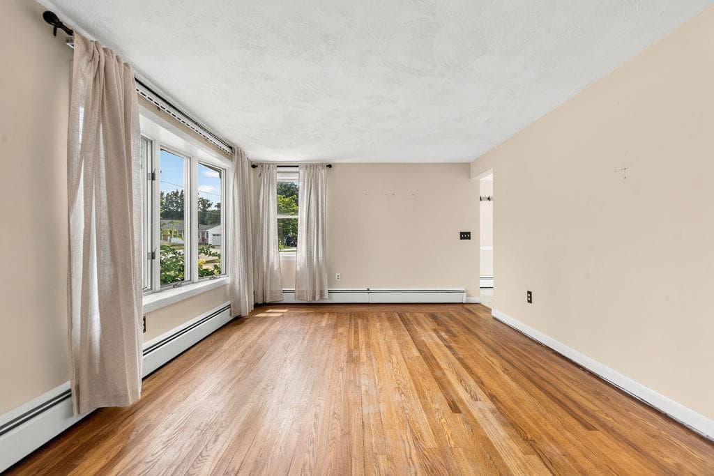 Single Family Residence at 12 Janet Drive, West Warwick, photo 3 of 18