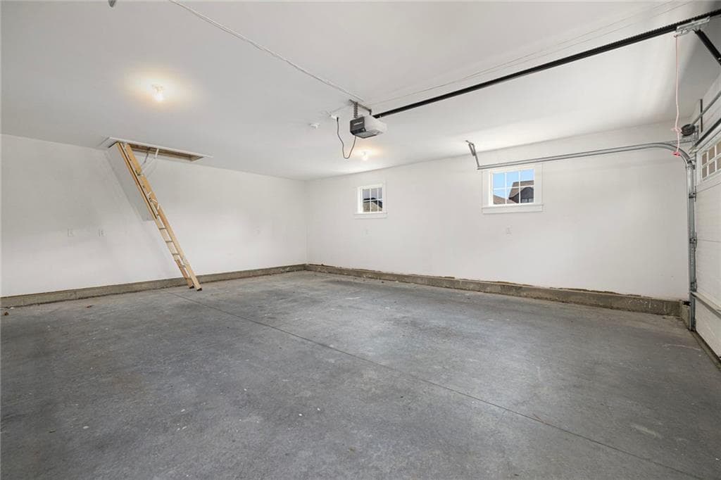 561 Bristol Ferry Road UNIT A photo 37