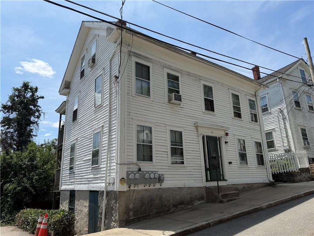 42 84 Church Street photo 7