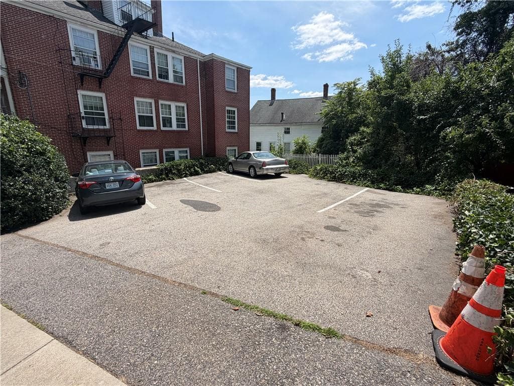 42 84 Church Street photo 5