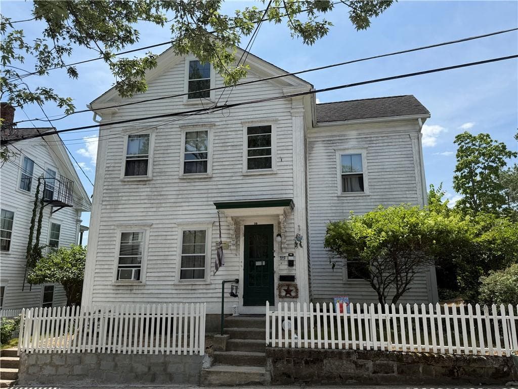 42 84 Church Street photo 10