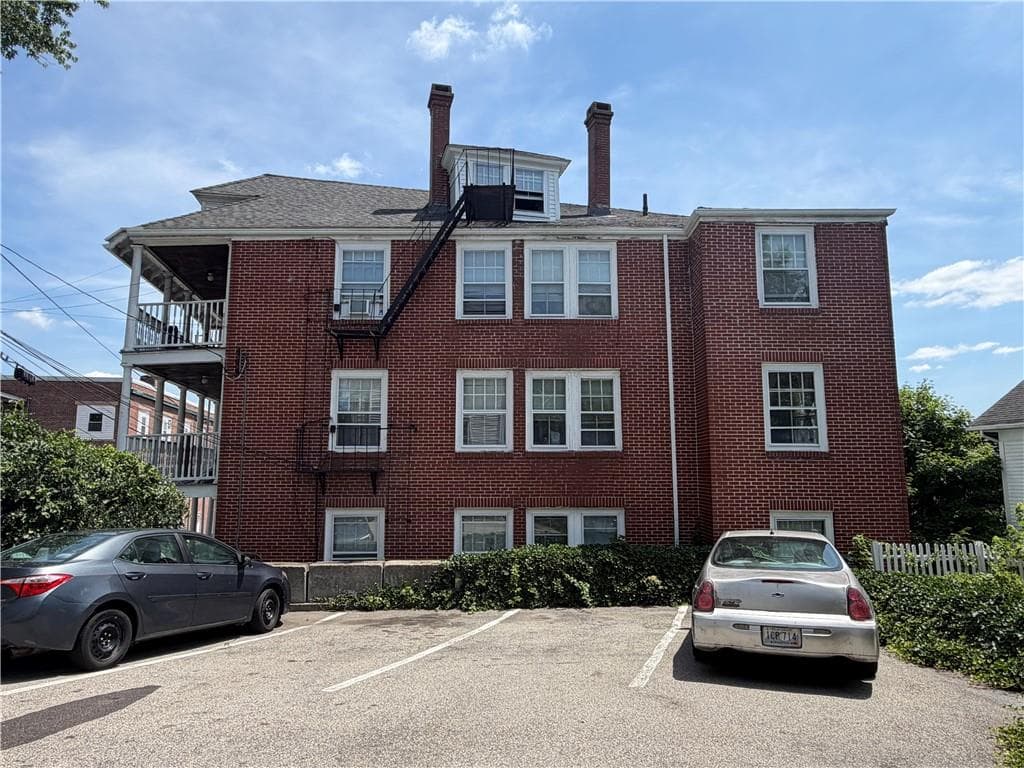 42 84 Church Street photo 4