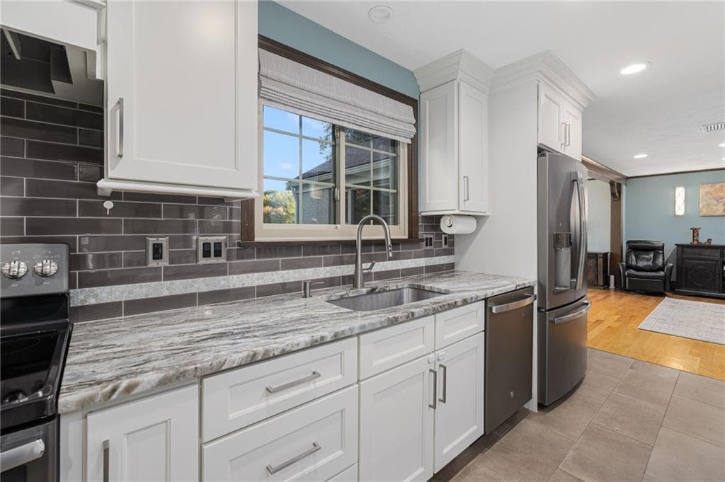 Single Family Residence at 365 West Wrentham Road, Cumberland, photo 5 of 48