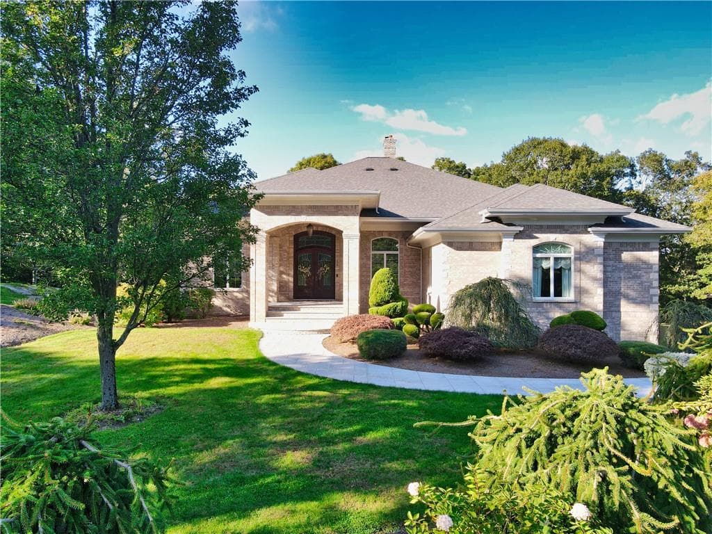 51 W Ridge Drive photo 3