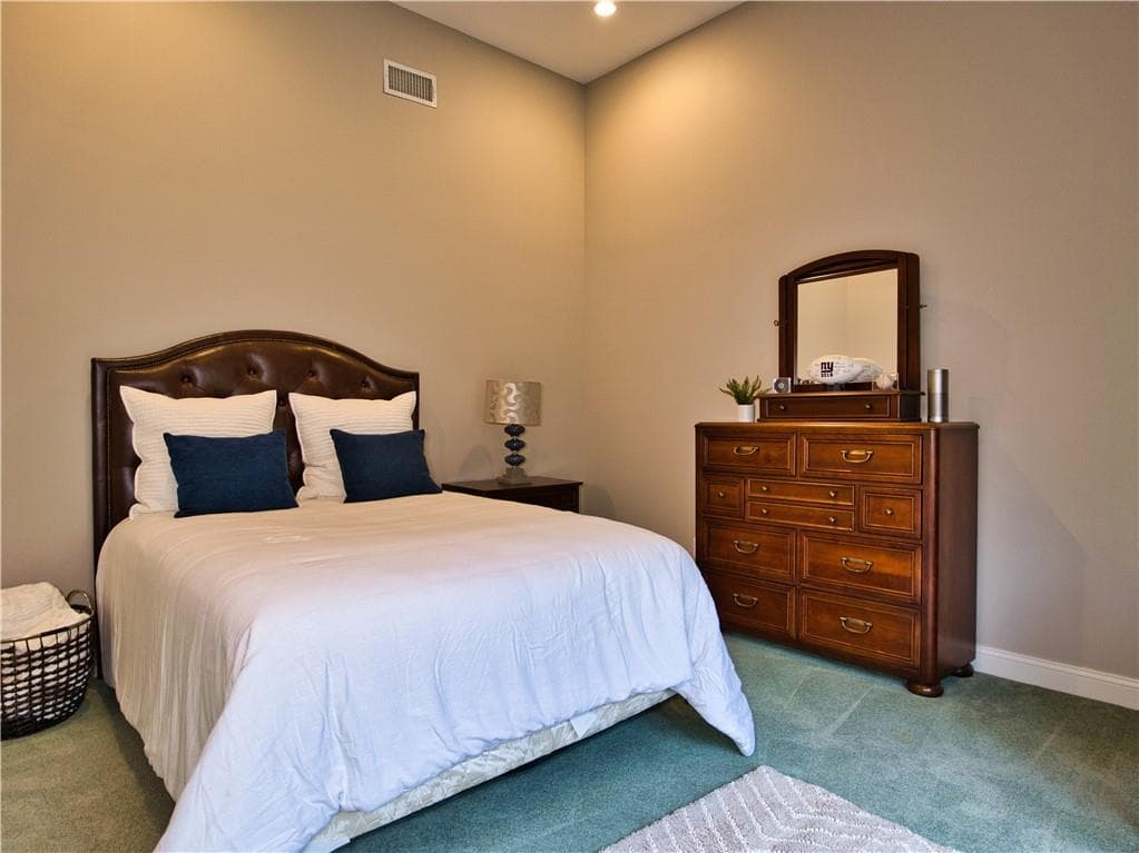 51 W Ridge Drive photo 32